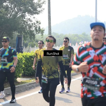 Runner Photo 6938646
