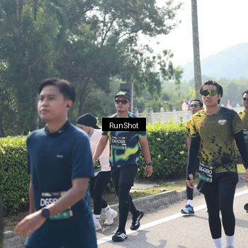 Runner Photo 6938648