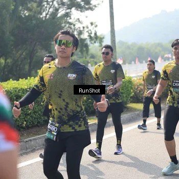 Runner Photo 6938657