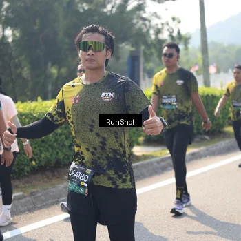 Runner Photo 6938658