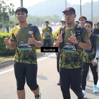 Runner Photo 6938666