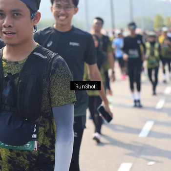 Runner Photo 6938685