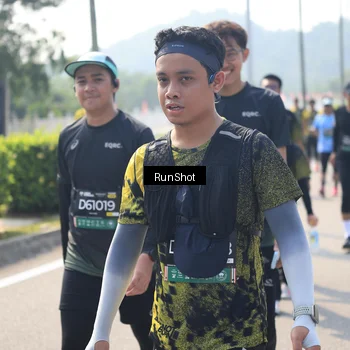 Runner Photo 6938686