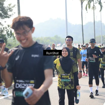 Runner Photo 6938687