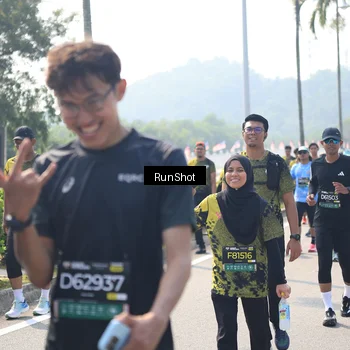 Runner Photo 6938691