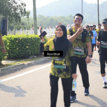 Runner Photo 6938693
