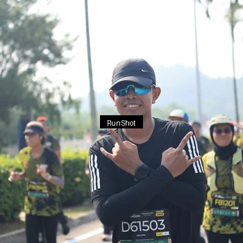 Runner Photo 6938712