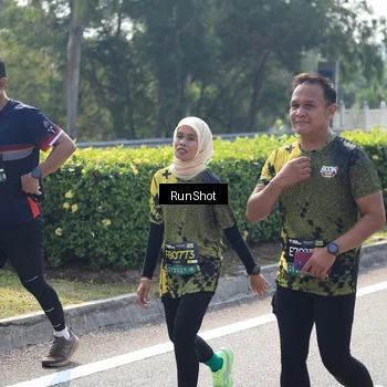 Runner Photo 6938845