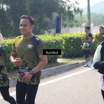 Runner Photo 6938848