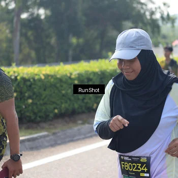 Runner Photo 6938850