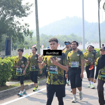 Runner Photo 6938855
