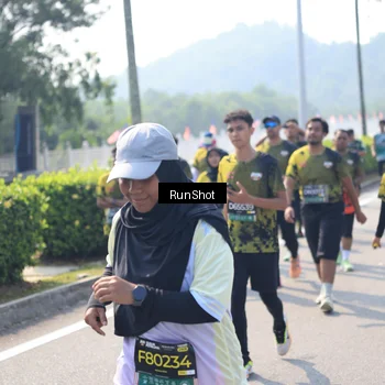 Runner Photo 6938856