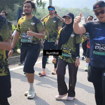 Runner Photo 6938865