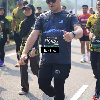 Runner Photo 6938868