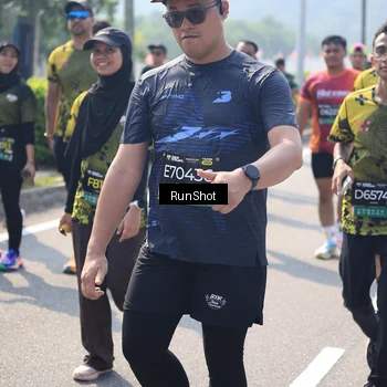 Runner Photo 6938871