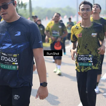 Runner Photo 6938872