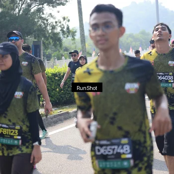 Runner Photo 6938877