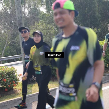Runner Photo 6938895