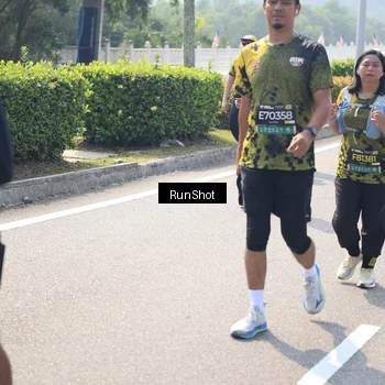 Runner Photo 6938929