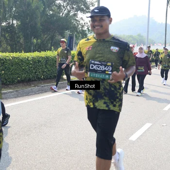 Runner Photo 6938942