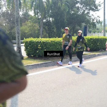 Runner Photo 6938946