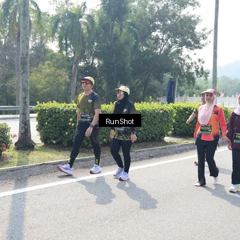 Runner Photo 6938971