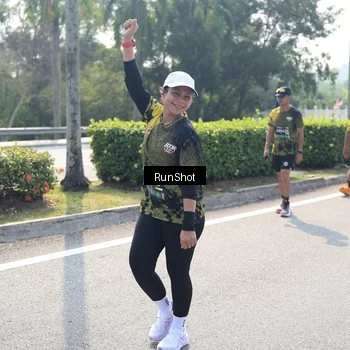 Runner Photo 6938998