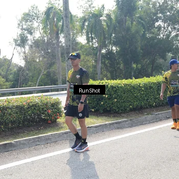Runner Photo 6939010