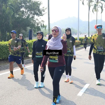 Runner Photo 6939016