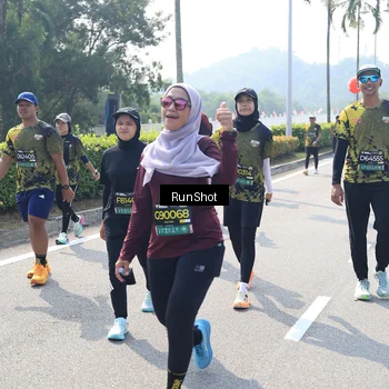 Runner Photo 6939018