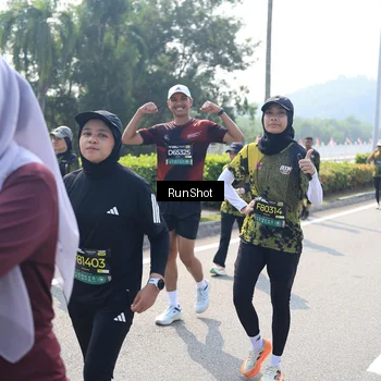 Runner Photo 6939026