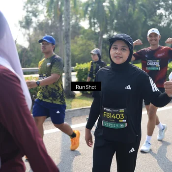 Runner Photo 6939033