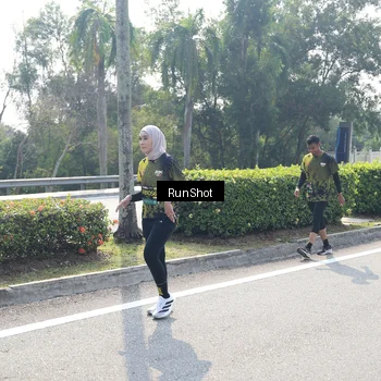 Runner Photo 6939056