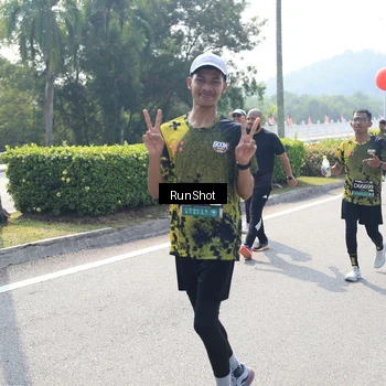 Runner Photo 6939079