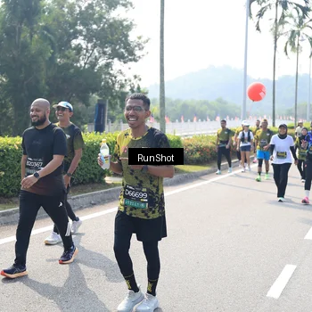 Runner Photo 6939092