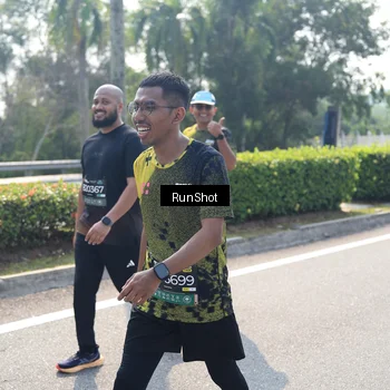 Runner Photo 6939097