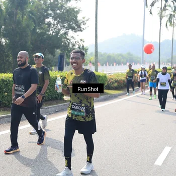 Runner Photo 6939098