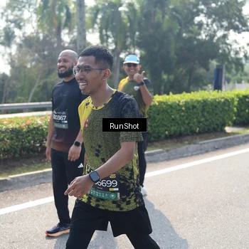 Runner Photo 6939099