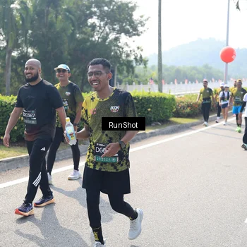 Runner Photo 6939103