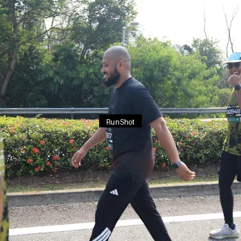 Runner Photo 6939104