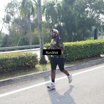 Runner Photo 6939116