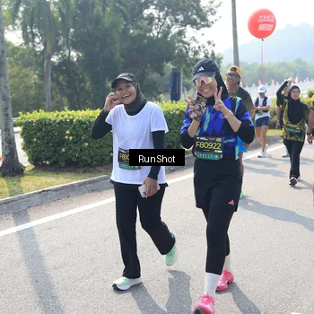 Runner Photo 6939122