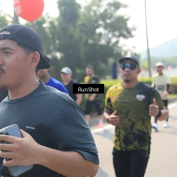 Runner Photo 6939144