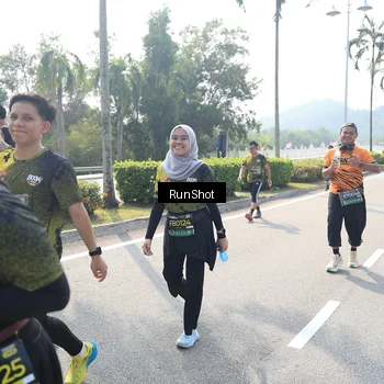 Runner Photo 6939199