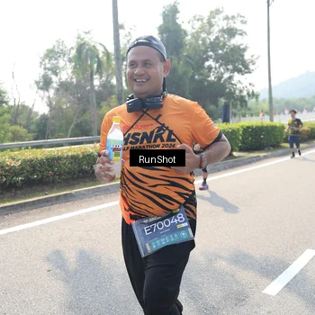 Runner Photo 6939210