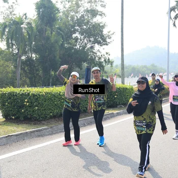 Runner Photo 6939292