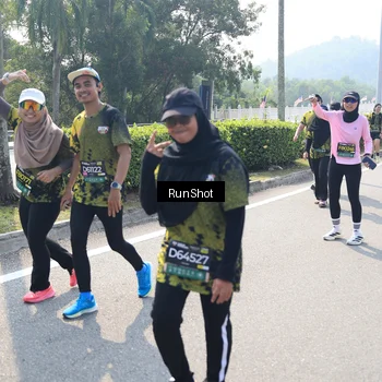 Runner Photo 6939301