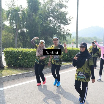 Runner Photo 6939307