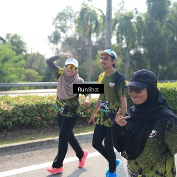Runner Photo 6939308