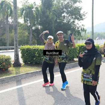 Runner Photo 6939323